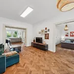 Stilvolles 3-Zimmer-Domizil Mit Hochwertiger Ebk Und Fischgraetparkett